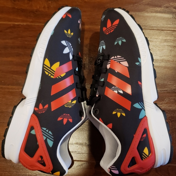 Adidas Womens Running Shoes Size 6.5Y/8W - Picture 13 of 16